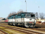 753060a.jpg